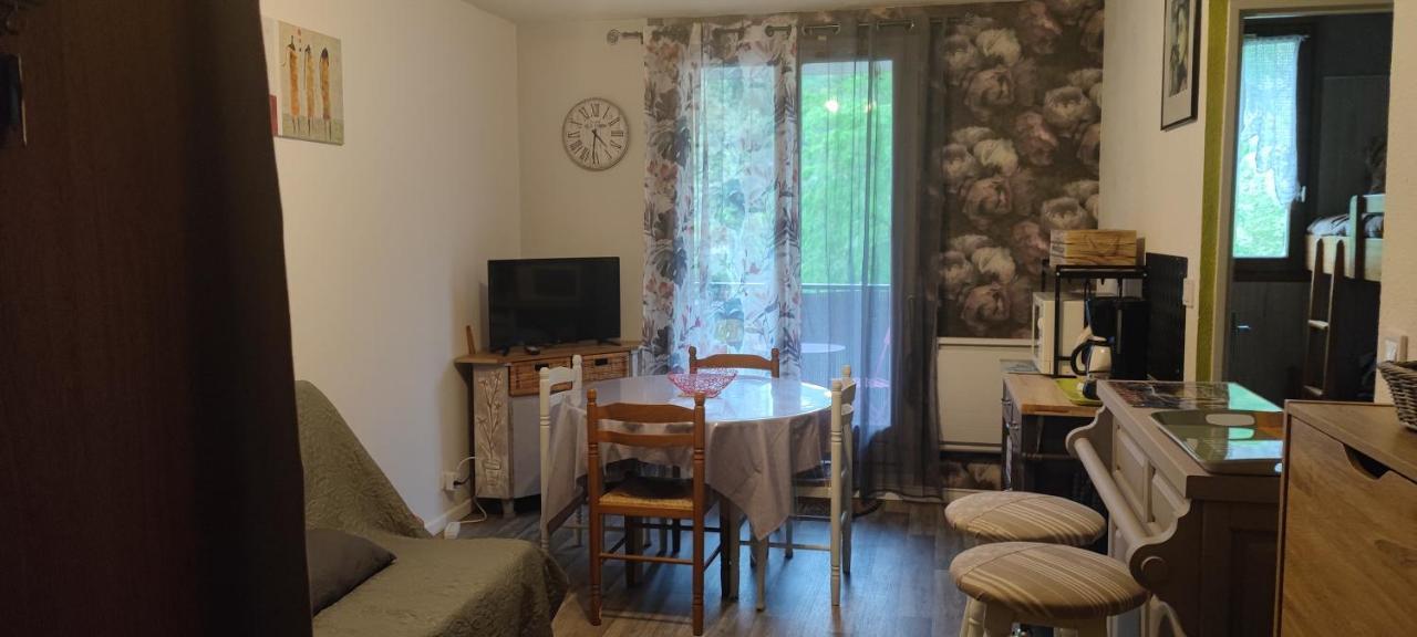 Appartement Avec Vue Sur La Montagne Bagnères-de-Luchon Eksteriør bilde